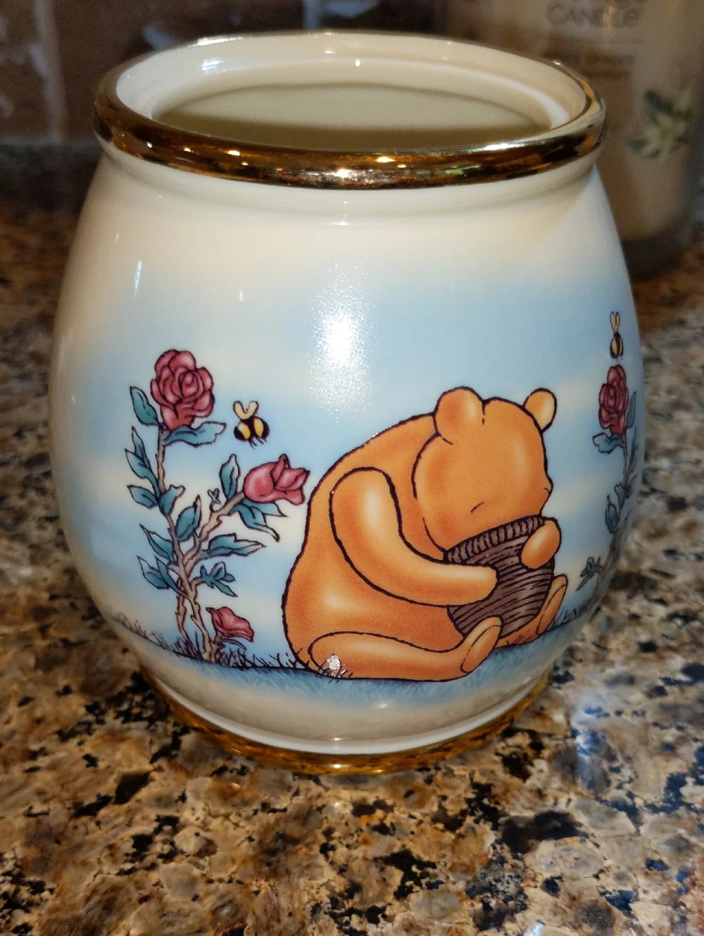 Vtg Disney 1999 Lenox Porcelain Winnie the Pooh Honey Pot 24k Gold Trim No Lid